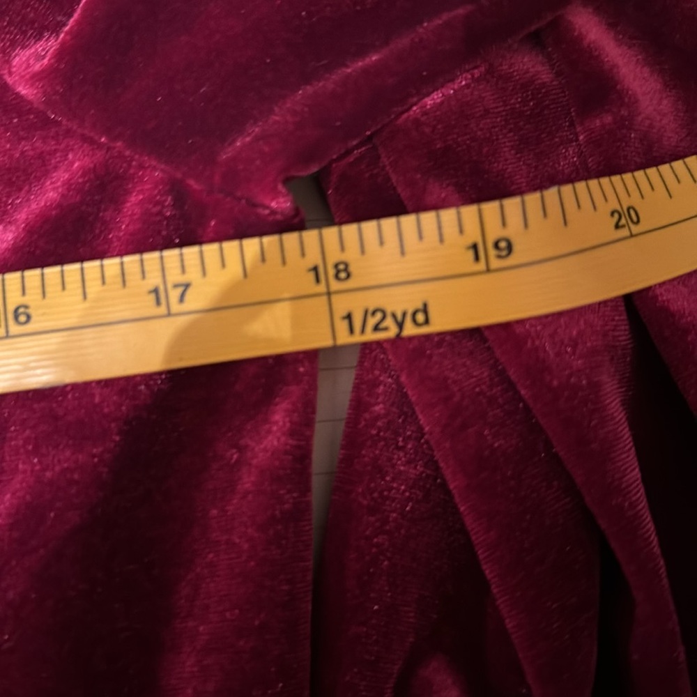 Umgee Red/Burgundy Velvet Duster Size Small - Picture 3 of 4